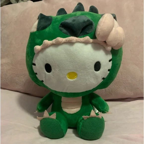 Hello kitty 12' plush doll in dinosaur costume - Picture 3 of 7